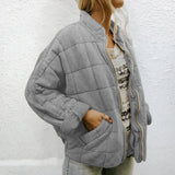 Farbe: Grau
