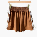 Farbe: Braun