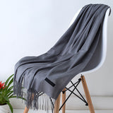 Farbe: Grau