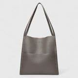 Farbe: Grau