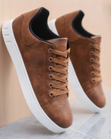 Farbe: Braun