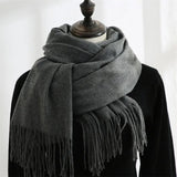 Farbe: Tief grau