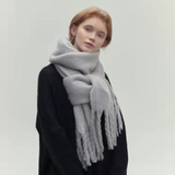 Farbe: Grau
