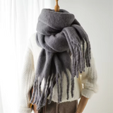 Farbe: Grau