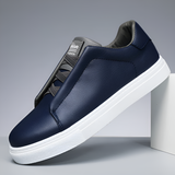FARBE: Blau