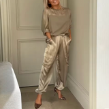 Farbe: Beige