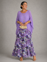 Farbe: Lila mit Blumen