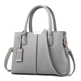 Farbe: Grau
