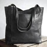FARBE: Schwarz
