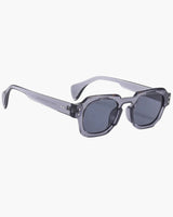 Farbe: Grau
