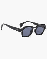 Farbe: Schwarz