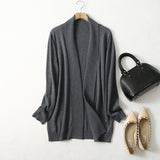 Farbe: Grau
