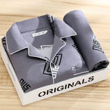 Farbe: Sturmgrau