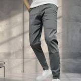 Farbe: Grau