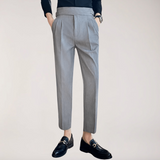 Farbe: Grau