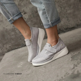 Farbe: Grau