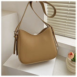 Farbe: Khaki