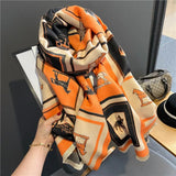 Farbe: Schwarz / Orange