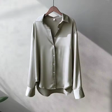 Farbe: Grau