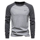 Farbe: Grau