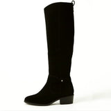 Farbe: Schwarz
