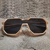 Farbe: Schwarz gold