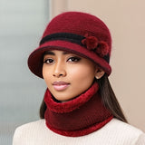 Farbe: Rote Mütze + Schal