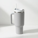 Farbe: Grau