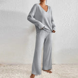 Farbe: Grau
