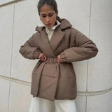 Farbe: Kamel