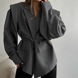 Farbe: Grau