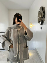 Farbe: Grau