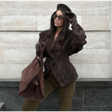 Farbe: Braun