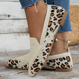 Farbe: Beige mit Leopardenmuster