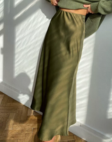Farbe: Olivgrün