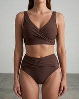 Farbe: Braun
