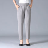 Farbe: Grau