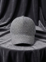 Farbe: Grau