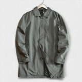 Farbe: Grau
