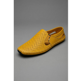 Farbe: Gelb