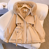 Farbe: Khaki