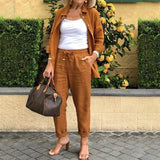 Farbe: Braun