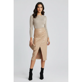 Farbe: Beige